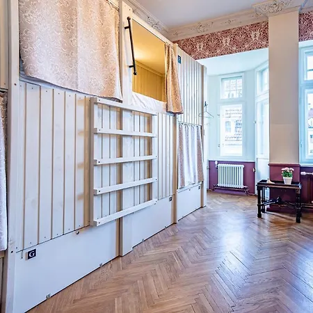 Blue Bird Boutique - Old Town Ostello