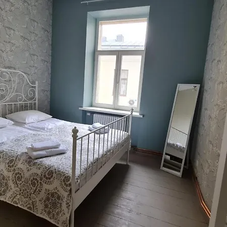 Blue Bird Boutique - Old Town *