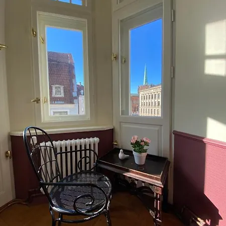 Blue Bird Boutique - Old Town Hostel Riga