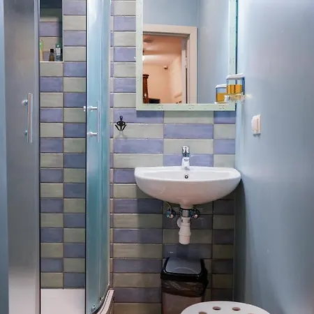 Blue Bird Boutique - Old Town *