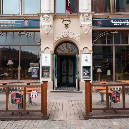 Blue Bird In Old Town Hostel Riga