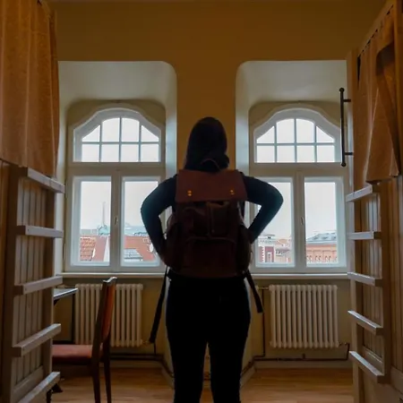 Blue Bird Boutique - Old Town Hostel *