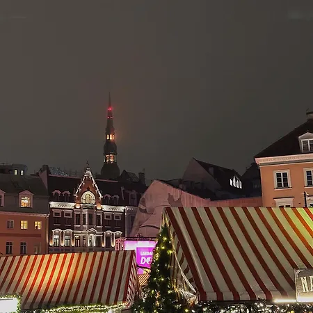 Blue Bird Boutique - Old Town Хостел Рига
