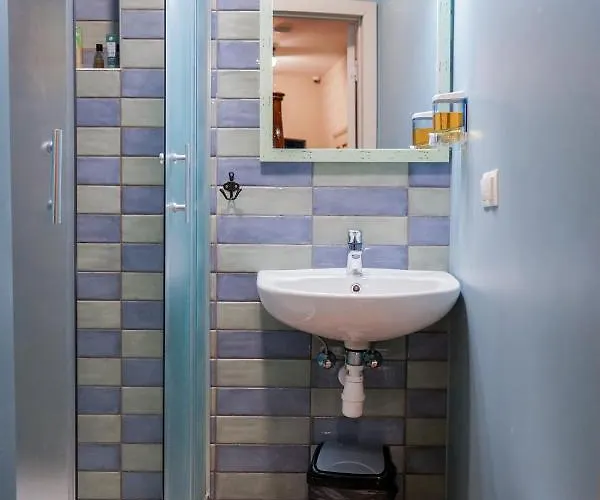 Blue Bird Boutique - Old Town *