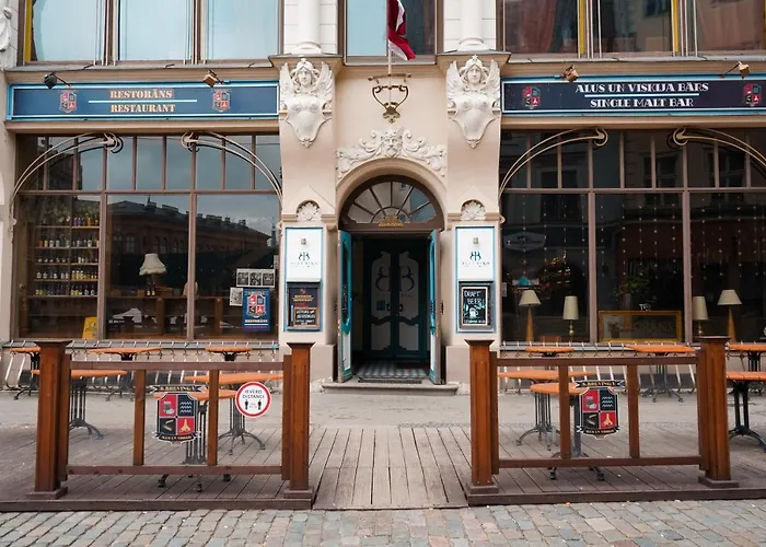 Blue Bird Boutique - Old Town بيت شباب ريغا