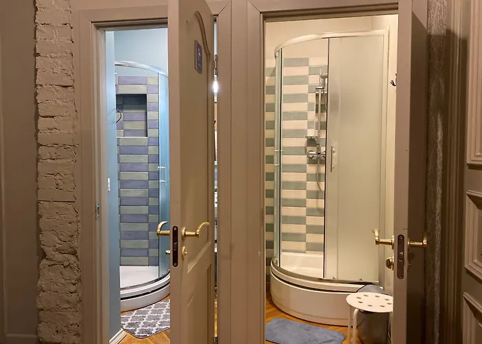 Blue Bird Boutique - Old Town بيت شباب *