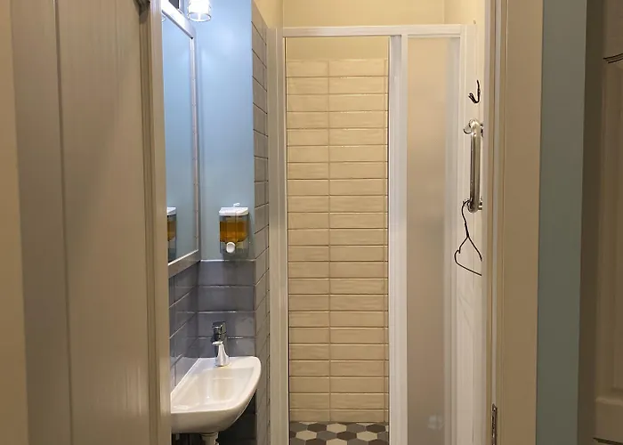 Blue Bird Boutique - Old Town بيت شباب