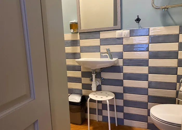 Blue Bird Boutique - Old Town *