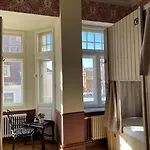 Blue Bird Boutique - Old Town Vandrarhem *
