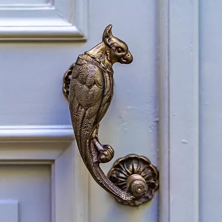 بيت شباب Blue Bird In Old Town ريغا